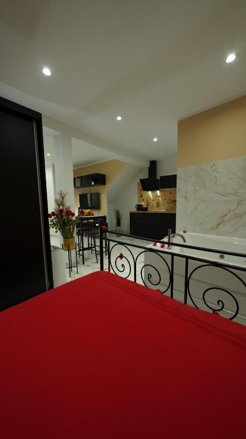 Diamond Apartment Πιράν Εξωτερικό φωτογραφία